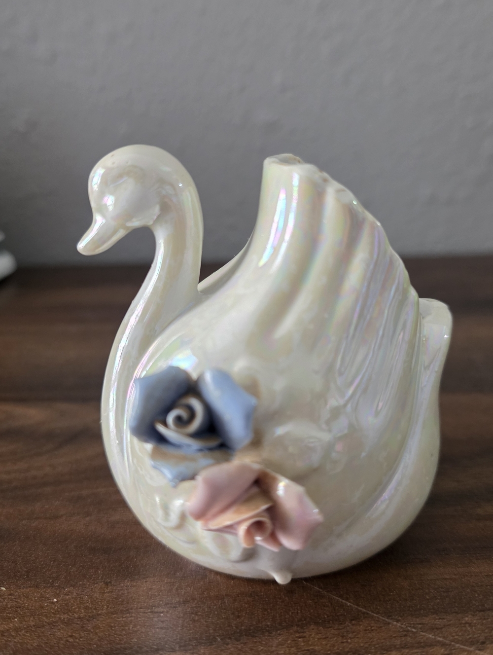 Small ceramic swan match striker and holder